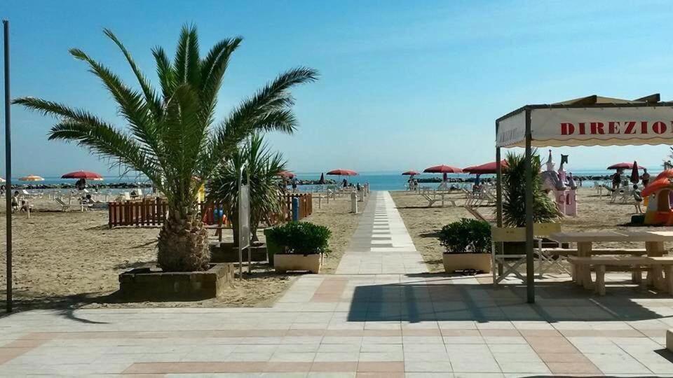Hotel Argo Rimini Exterior foto